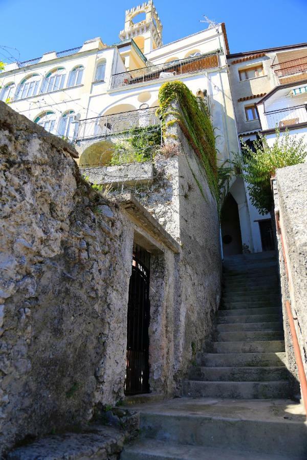 Torre Del Sogno Villa ราเวลโล ภายนอก รูปภาพ